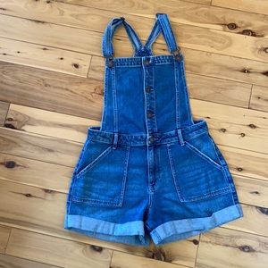 Hollister Highrise mom short overalls